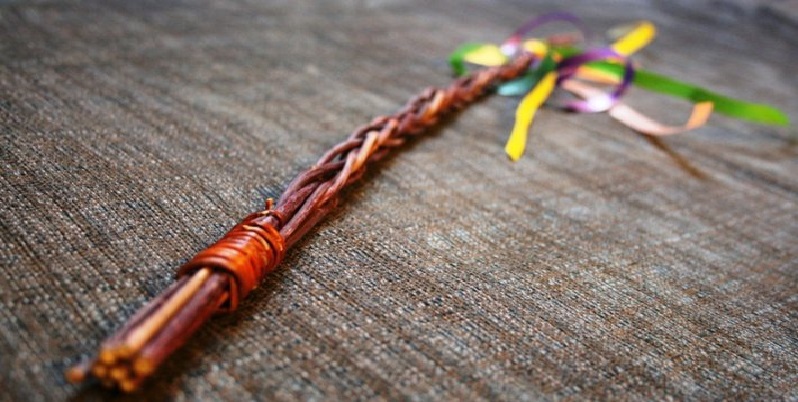 Jak uplést pomlázku? Video návod Jak uplést pomlázku? Video návod