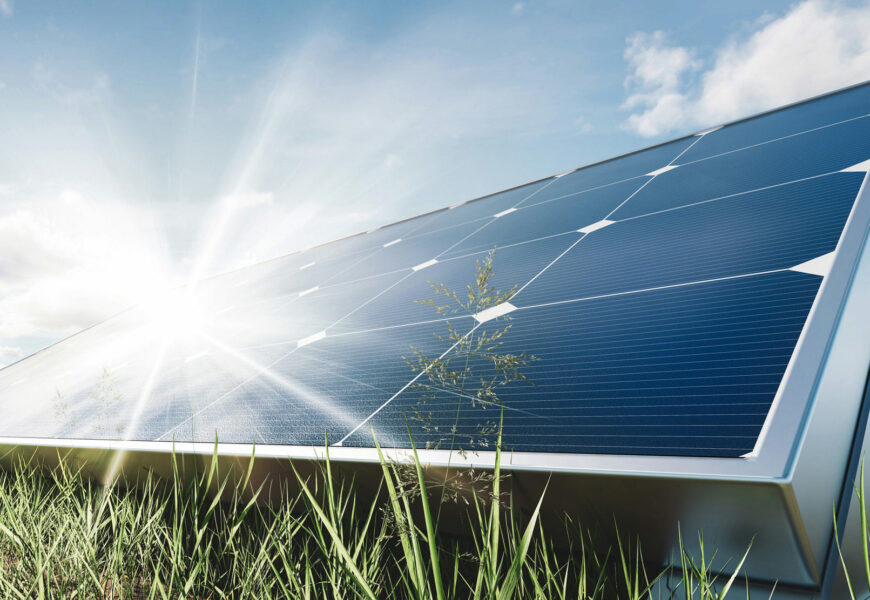 Obáváte se stoupajících cen za elektřinu? Vyhněte se jim pomocí hybridní solární elektrárny!