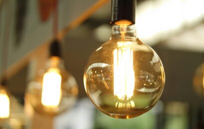 Jak změnit dodavatele elektřiny a plynu: Jednoduchý postup, který zvládne každý