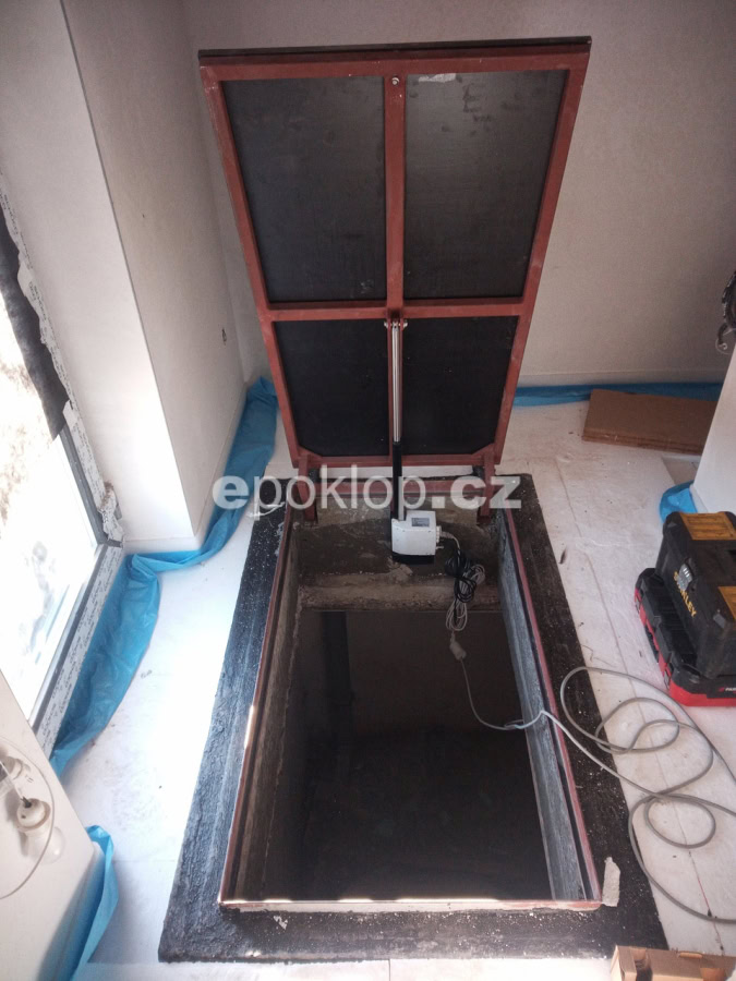 Elektrifikované padací dveře